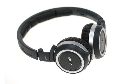 AKG K518与K450头戴式耳机性能对比分析
